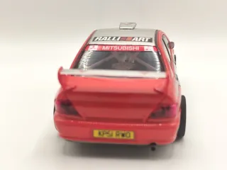 Scalextric Mitsubishi Lancer Evo 7 WRC Hakkinen