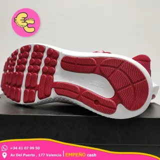 Under Armour UA Charged Surge 4 Zapatillas