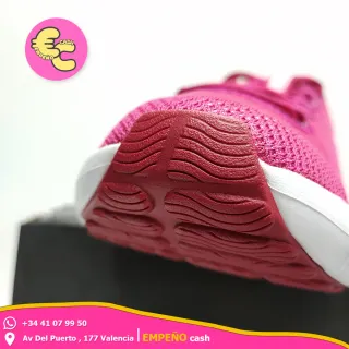 Under Armour UA Charged Surge 4 Zapatillas