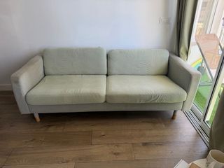 sofá y sus fundas