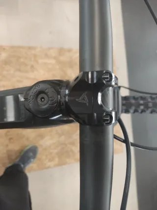 Pack Manillar carbono Race Face Era 35 y potencia