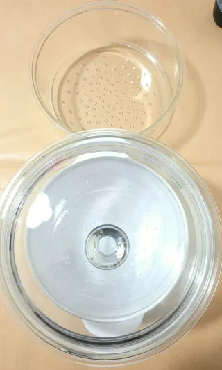 Vaporiera in vetro e plastica