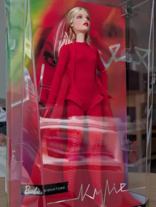 Barbie Kylie Minogue JBJ39