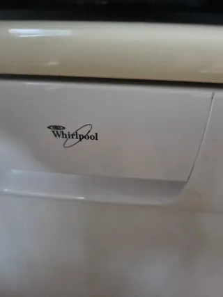 Lavavajillas Whirlpool AAA fallo bomba