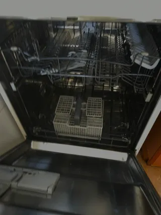 Lavavajillas Whirlpool AAA fallo bomba