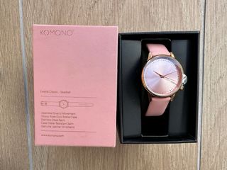 Reloj Komono Mujer Oro Rosa Resistente al Agua