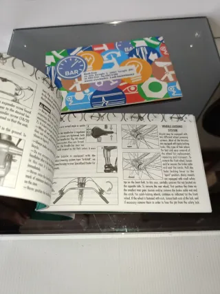 2 Libretti Bianchi Reparto Corse Multilingue