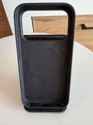 Funda Silicona iPhone 17 Pro Negra Apple