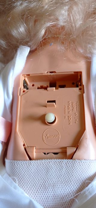 Muñeca - Vestida de Comunión / Años 80 / ” Minisio