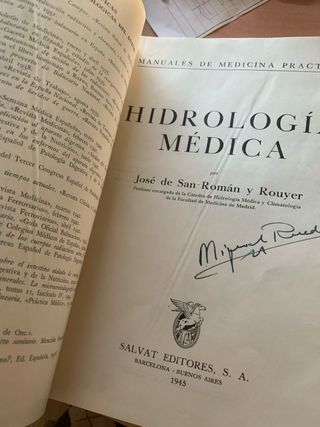 Libros medicos.años 40/50