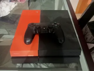 PS4 (PlayStation 4) Negra y Naranja