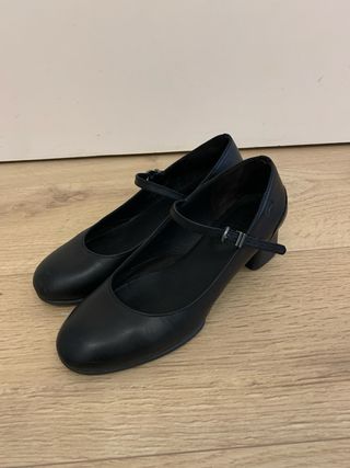 Tacones de piel Camper Katie negros