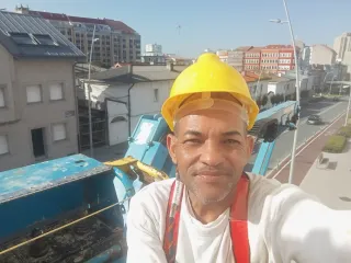 Pintor oficial trabajo general en construcción