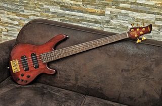 Bajo Eléctrico Yamaha TRB 5 II