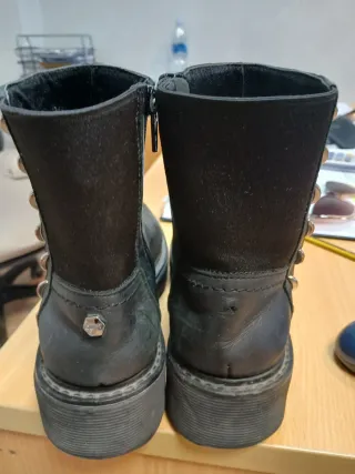 Stivaletti neri donna