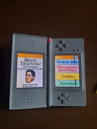 Nintendo DS Lite bianco + accessori