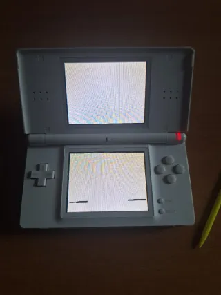 Nintendo DS Lite bianco + accessori