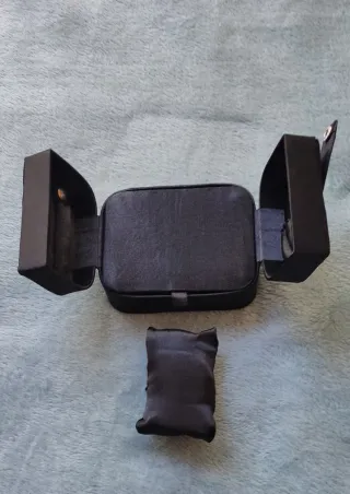 Mini joyero de viaje negro