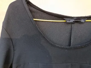 Vestido Zara manga larga negro talla M