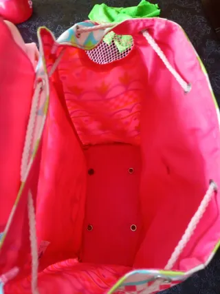 Mochila infantil con carrito