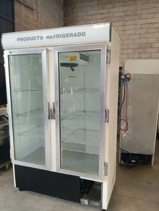 Vitrina expositora refrigerada