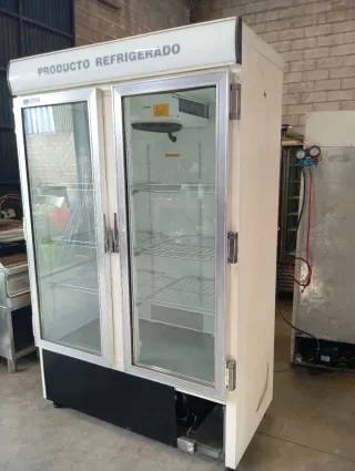 Vitrina expositora refrigerada