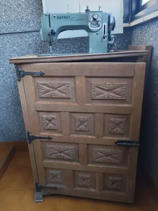 Máquina de coser Refrey Transforma