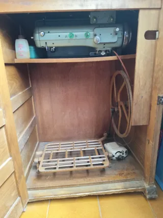 Máquina de coser Refrey Transforma