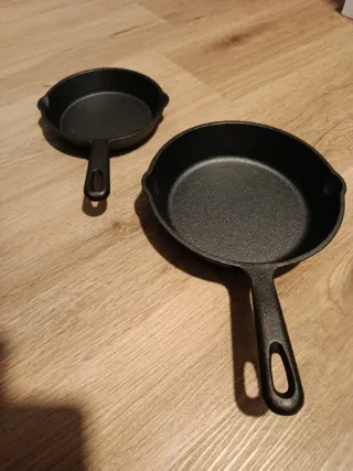 2 Ollas Hierro Fundido Pre-sazonadas