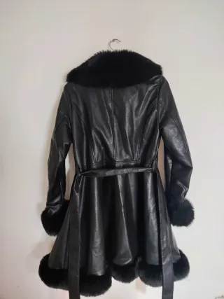 Abrigo de piel sintética negro, estilo Penny Lane.