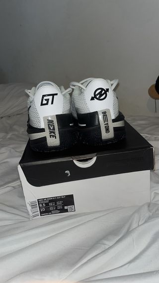 Nike Air Zoom GT Cut T Blancas y Negras
