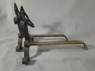 Pareja de morillos antiguos de cocina.