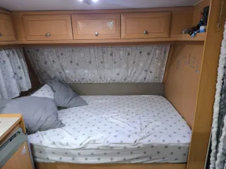 Caravana Ace Camel 750 KG