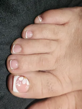 Servicio de uñas acrilicas