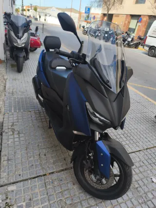 Yamaha Xmax 300 2019 Azul 10.000km