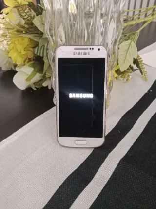 Lote 18 móviles Motorola, Nokia, Samsung,LG, ...