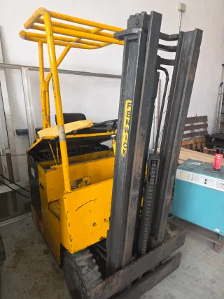Carretilla elevadora Fenwick eléctrica