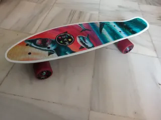 Monopatín Maui & Sons Tiburones