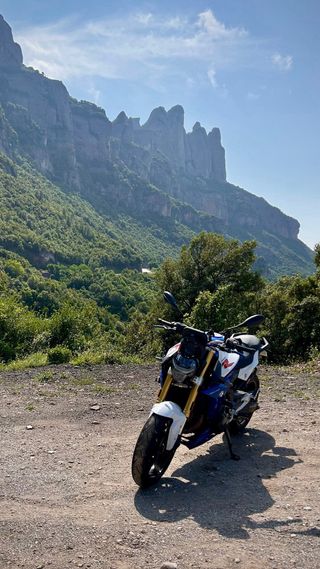 BMW F900R A2 Limitada