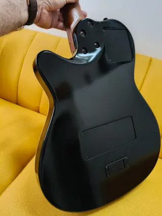 Godin A6 Sunburst años 90s