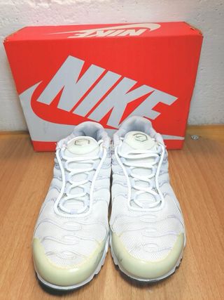 Nike TN Scarpe da Ginnastica Bianche e violetto