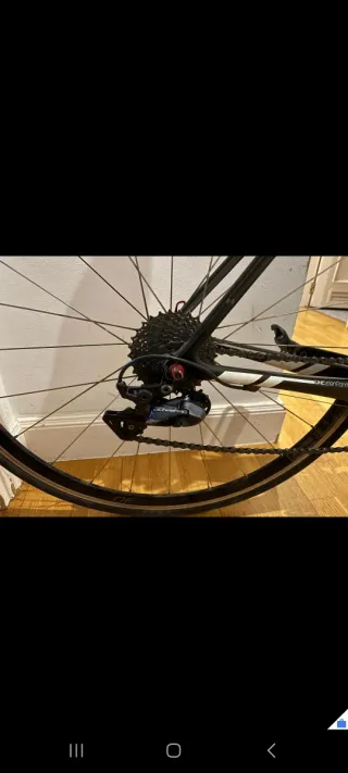 Bicicleta de carretera Felt carbono