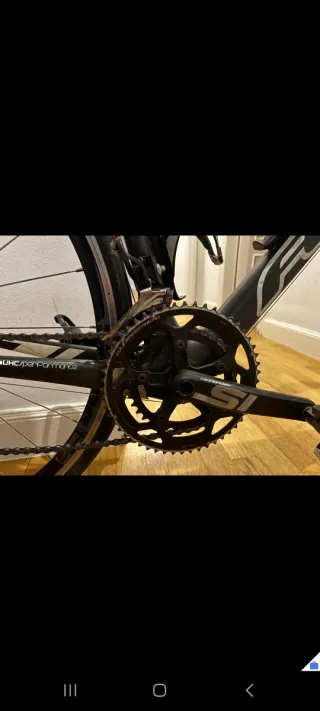 Bicicleta de carretera Felt carbono