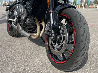 Triumph Trident 660 2025 Negra