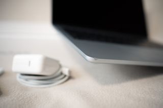 MacBook Air M4 Azul Cielo con Garantía