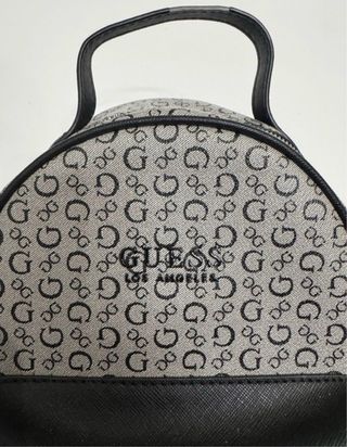 Mochila Guess Negra y Gris