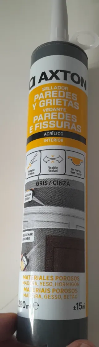 Sellador Axton Paredes y Grietas Gris, marca Axton
