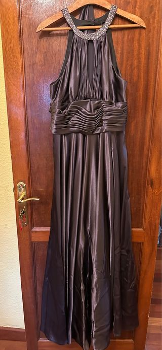 Vestido de gala gris oscuro