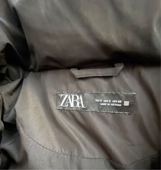 Abrigo acolchado negro Zara