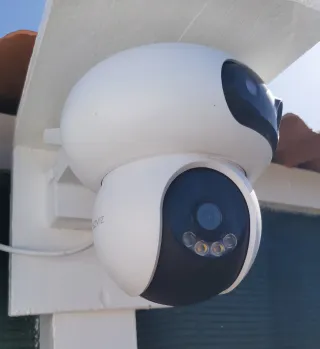 Câmera EZVIZ H90 Dual 2K